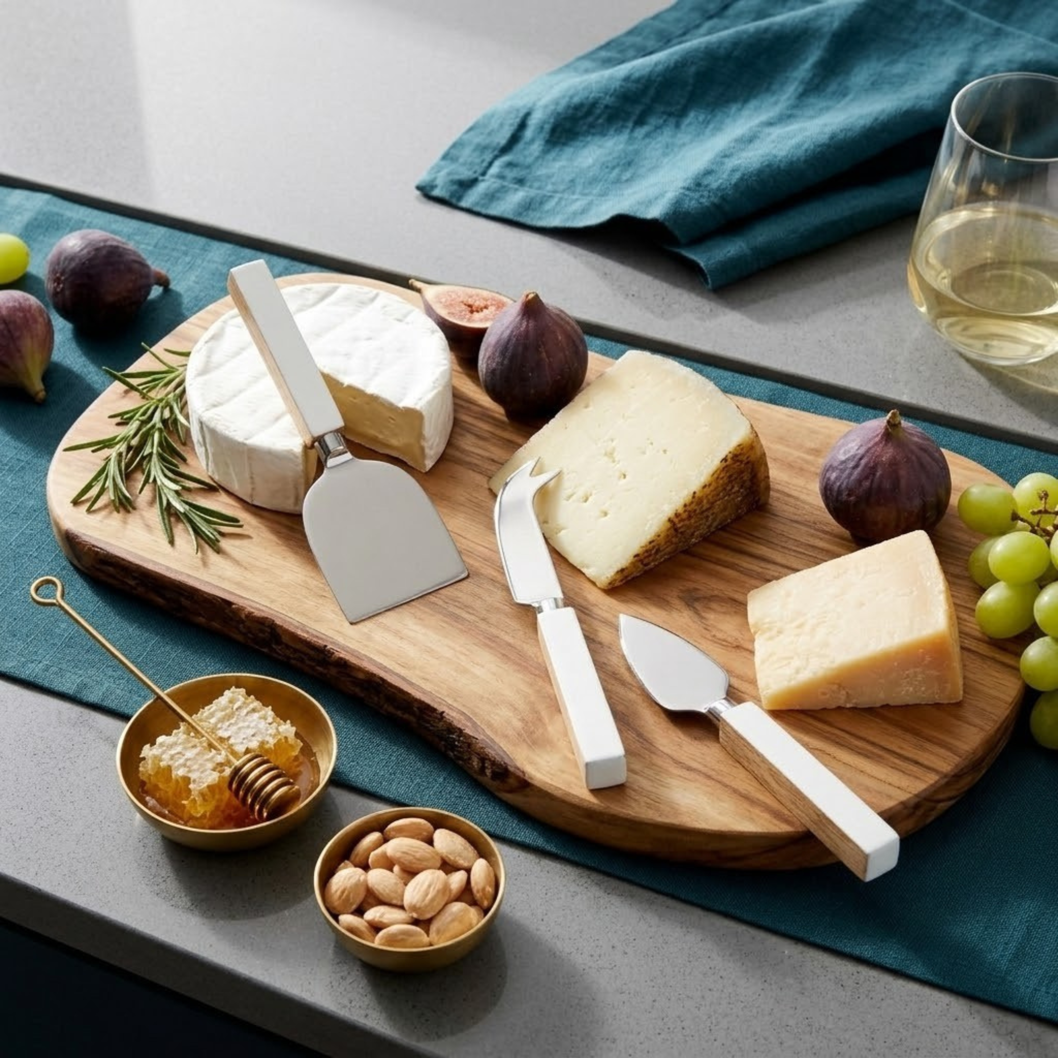 Madras Classic Cheese Set - Image 2