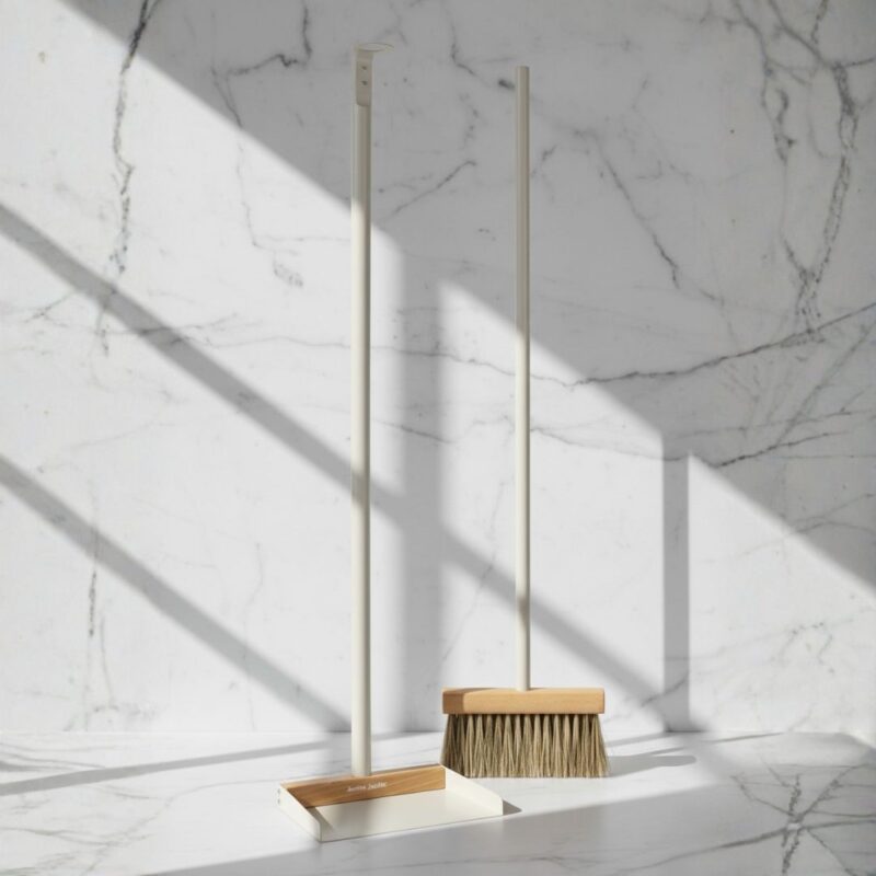 Andree Jardin NATURAL GRAY--"Mr & Mrs Clynk" Large Complet Dustpan & Hand Brush