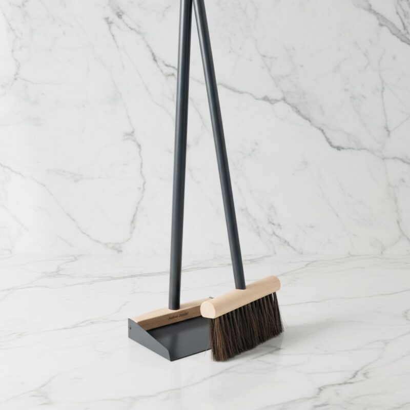Andree Jardin "Mr & Mrs Clynk" Large Complet Dustpan & Hand Brush Black