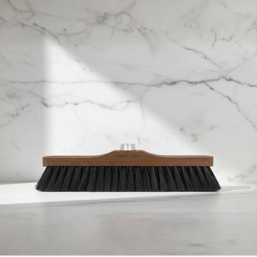 Andree Jardin "Heritage" 43cm Ash Wood Outdoor Broom Head with Black Fibers