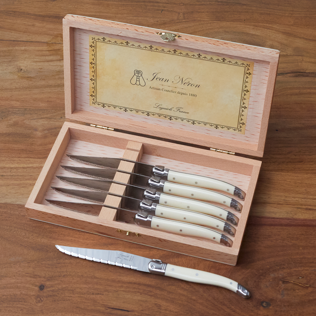 Set de 6 Couteaux à Steak Laguiole, Ivoire dans Boîte de Présentation en Bois