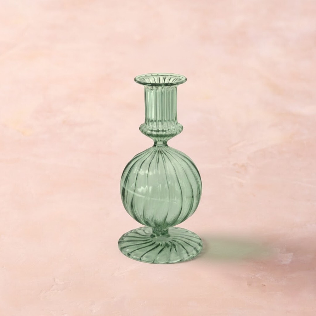 Nalia Candlestick, Parakeet