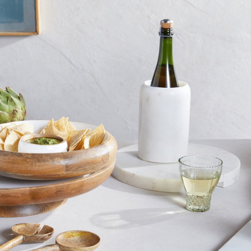 White Marble Thick Round Board with Handle Grooves - Image 2