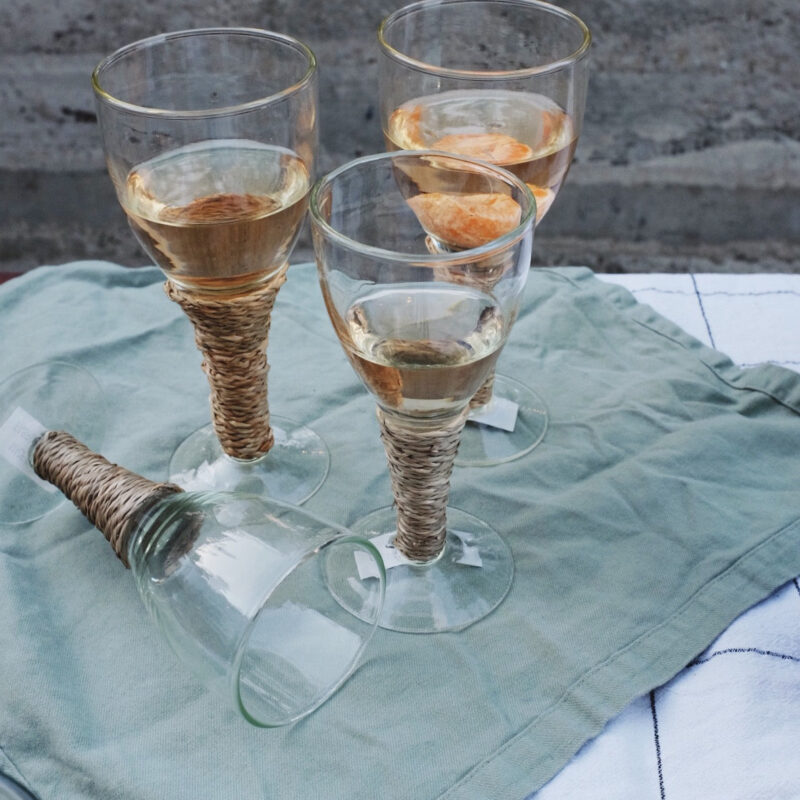 Seagrass Wine Lrg.