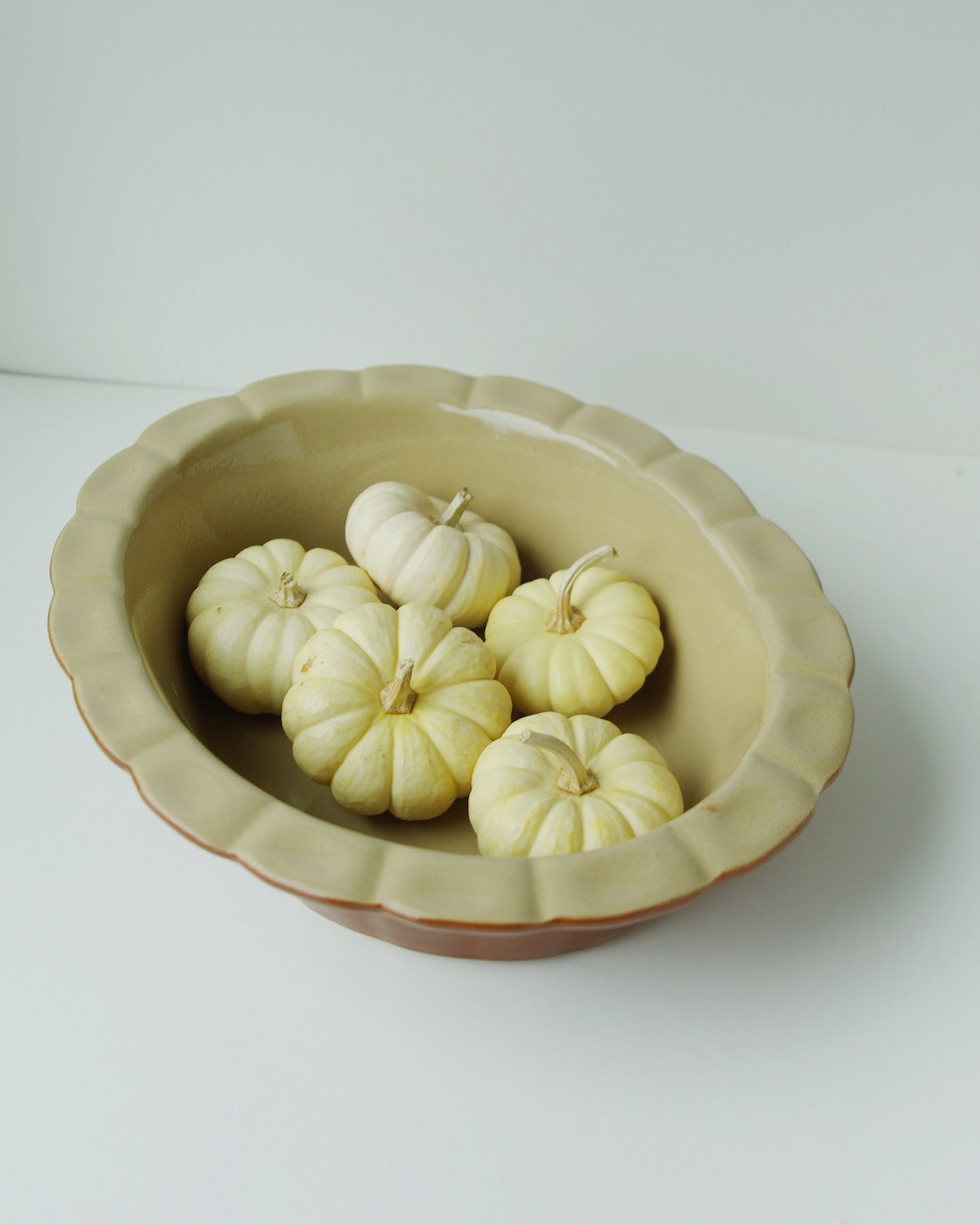 Poterie Renault Oval Pie Dish Small (0.8 L)- BROWN
