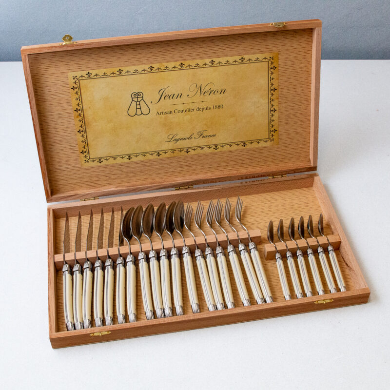 Set de 24 Couverts Laguiole, Platine Ivoire dans Boîte de Présentation en Bois
