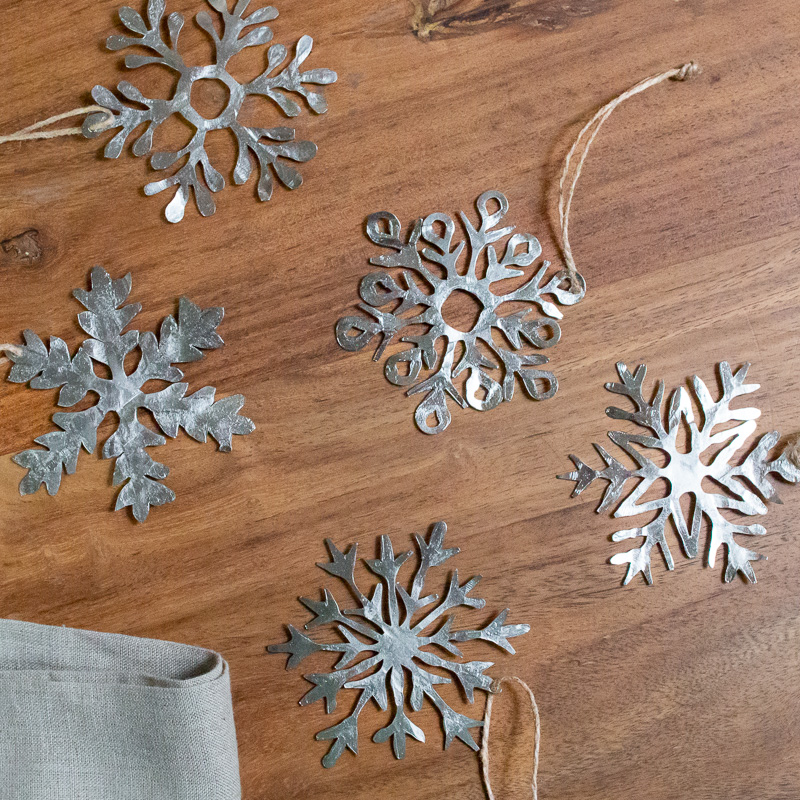 Décorations flocons de neige argentés métalliques, Petits, Lot de 5