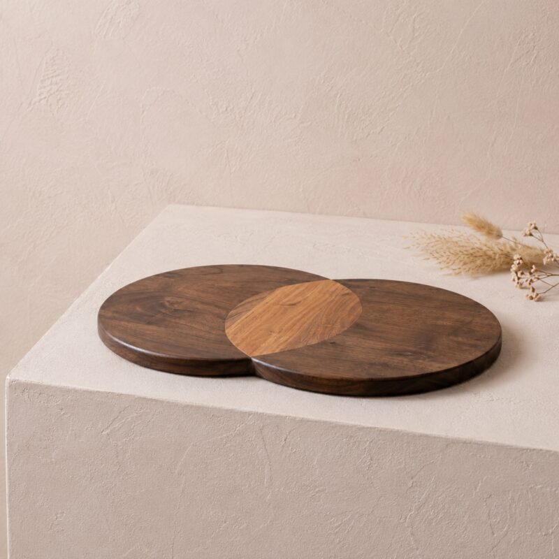 Aeryn Board, Circles